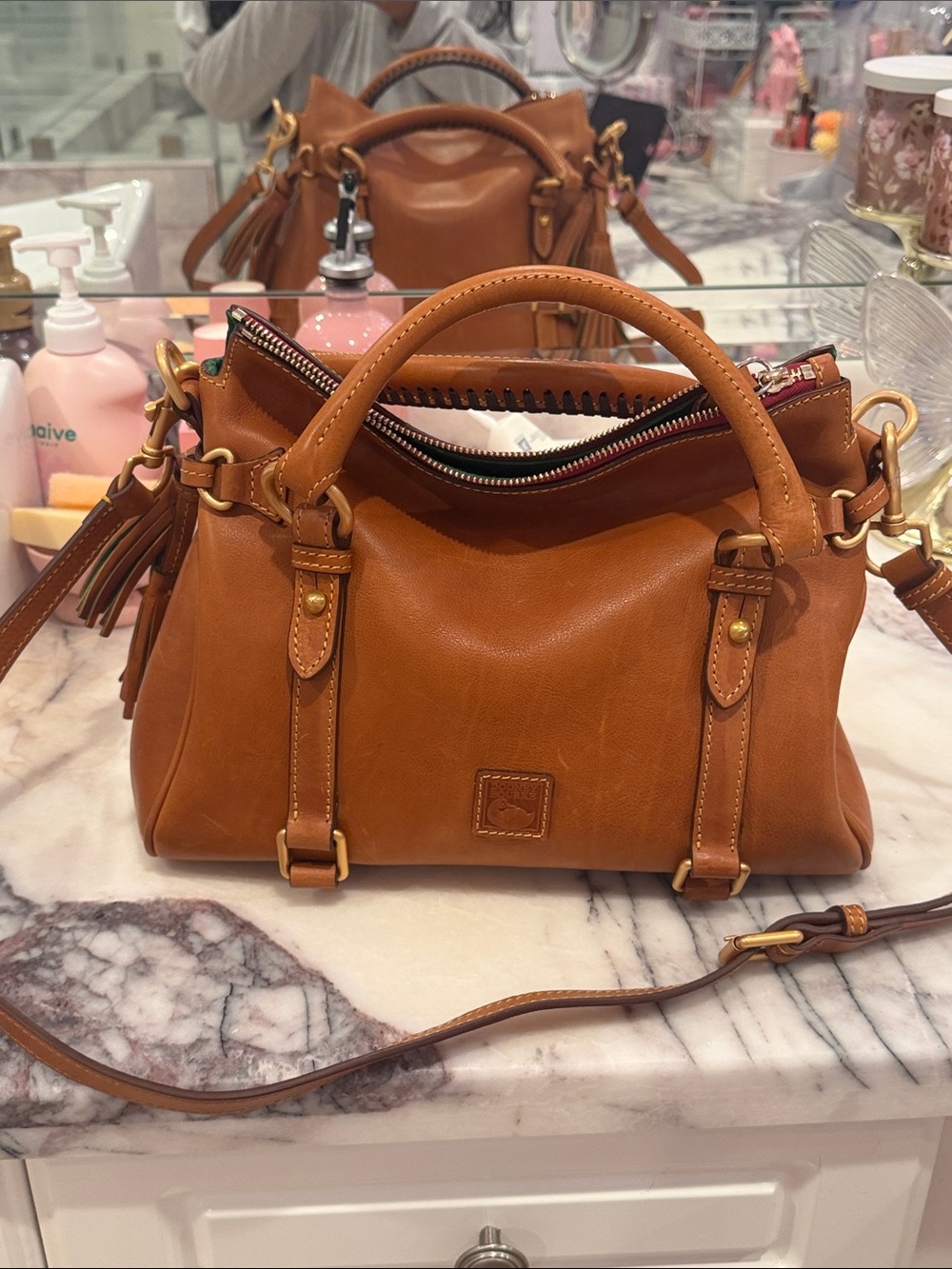 Regular Dooney and Bourke Florentine in Color Natural